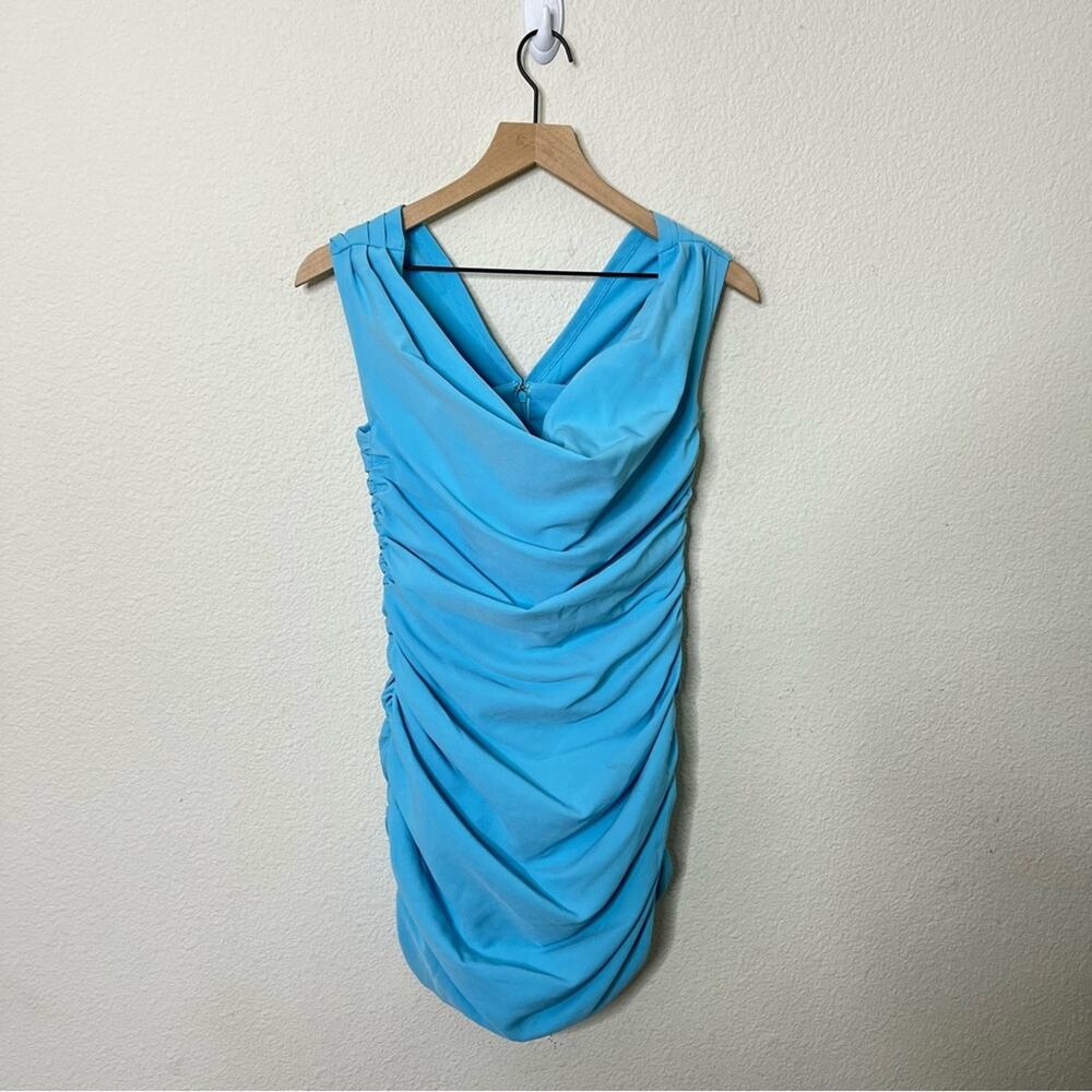 Elegant Off-Shoulder Blue Mini Dress - Picture 4 of 8